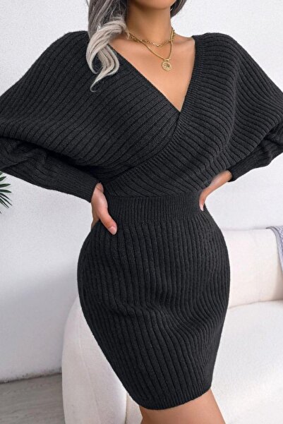 Mossta Double-Breasted V-Neck Bat Sleeve Knitwear Dress - Black