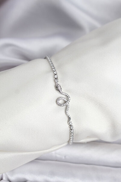 Skygo سوار نسائي من النحاس الفضي اللون مرصع بحجر الزركون على شكل ثعبان - TJ-B...