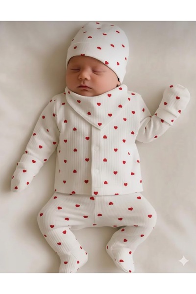İpek Newborn Heart Patterned 100% Cotton Hospital Discharge Set