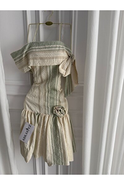 ABRARYZ short girl's dress with a rose