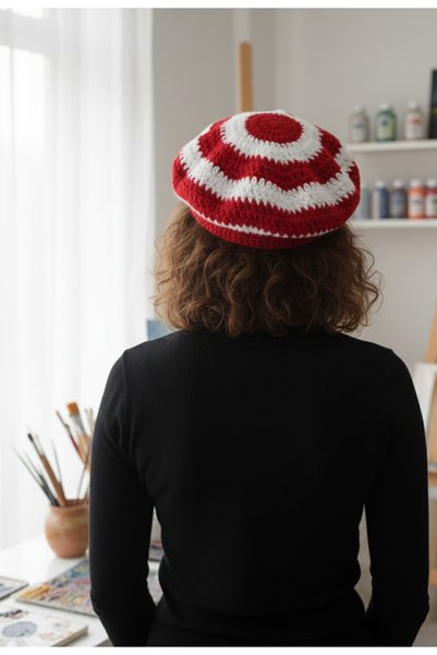 My Scialle Painter Beret Hand Knitted Red White