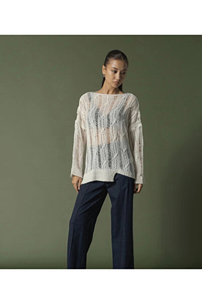 esilamoda Kadın Beyaz Saç Örgülü Kazak