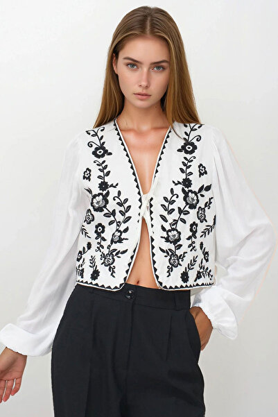 bacc Women's Black Embroidered Tie-Up Ceten Crop Jacket Bchesq-251140