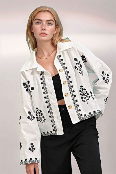 bacc Women's White Embroidered Linen Jacket Bchesq-251103