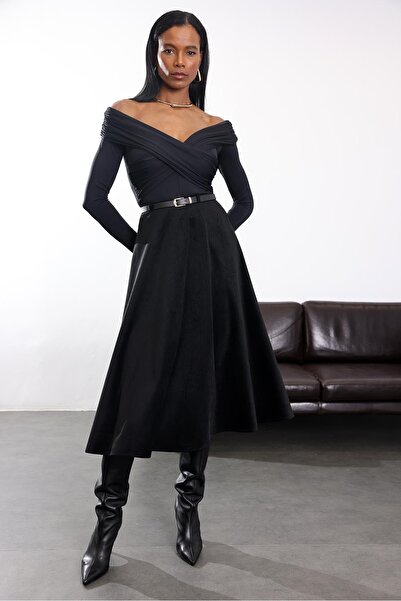 5in1Canpolat Black Belted Velvet Flared Skirt 3050