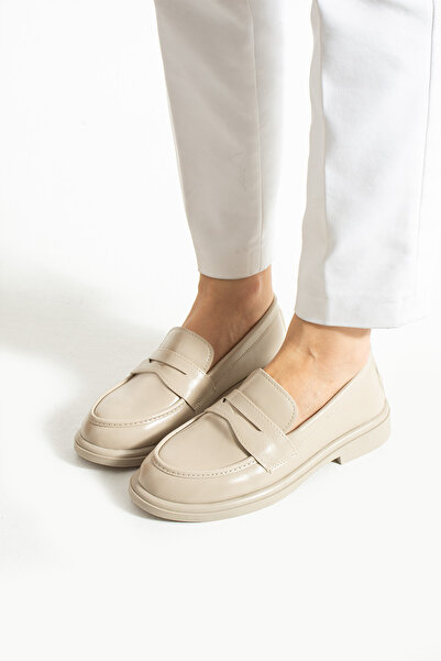 Neva'nın Butiği حذاء سونيا المريح للاستخدام اليومي ذو الملمس الناعم