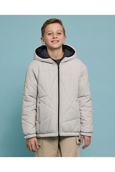 R&B Quilted Hooded Jacket With Zipper Closure