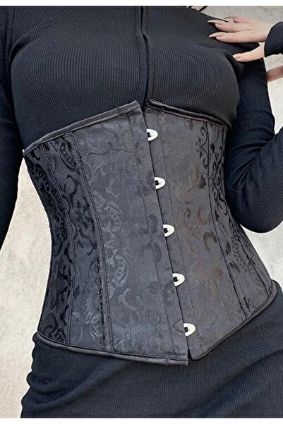 Belle Bellegance britli victorian gotik korse