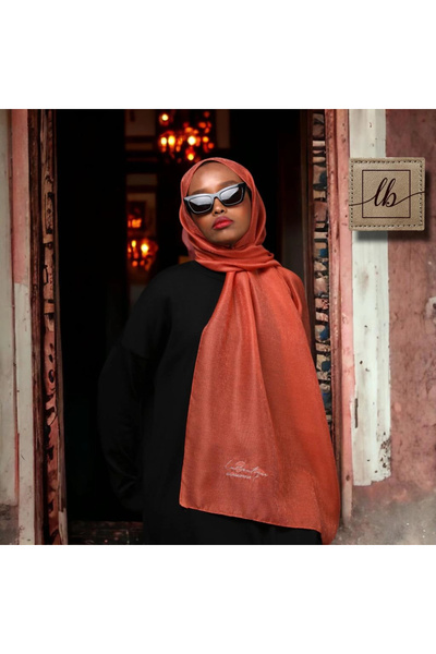 LA BOUTIQUE شال فضي - مرجاني - 70×190