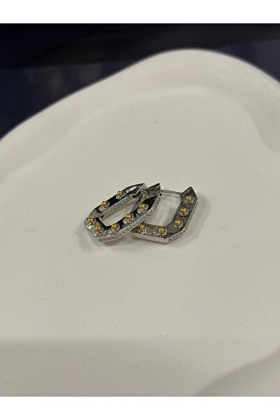 VELOR JEWELRY أقراط دائرية فضية اللون بتفاصيل ذهبية هندسية - أقراط نسائية بتص...