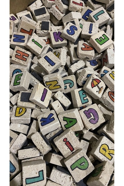 VeGa Baby Mom Taş Harf Magnet Seti (32 harf)