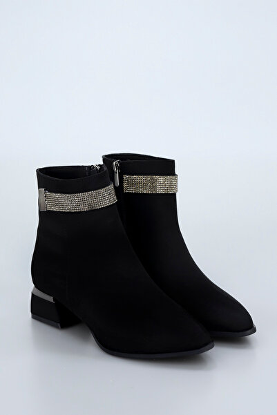 kajal ayakkabı حذاء نصف بوت BLN 705 بكعب منخفض وتفاصيل حجرية على الحزام