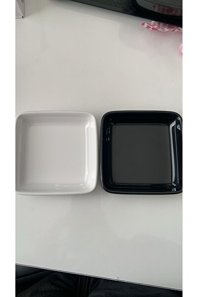 Akel 12 ADET KARE 11CM SİYAH-BEYAZ SERVİS TABAĞI (KAHVALTILIK, LOKUMLUK VS.)