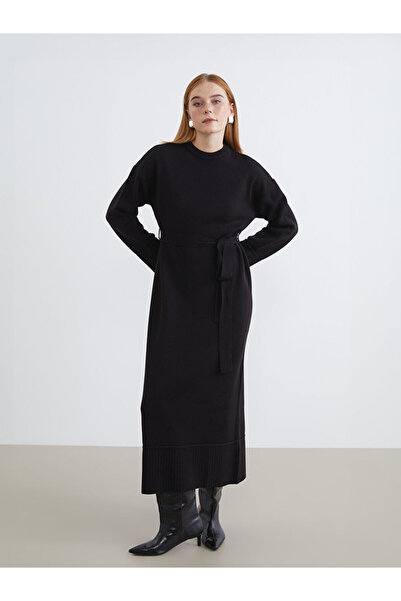 LC Waikiki Black Crew Neck Belted Knit Dress