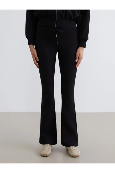 LC Waikiki LCW Vision Siyah Beli Lastikli Ispanyol Paça Kadın Eşofman Altı