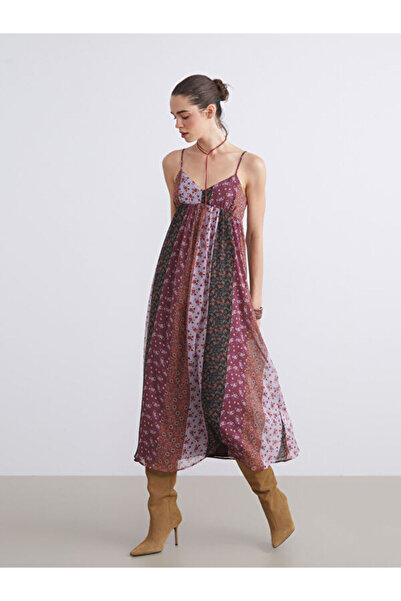 LC Waikiki فستان I V من Freezen Store مصنوع من الشيفون المزين بالزهور مع حمالات