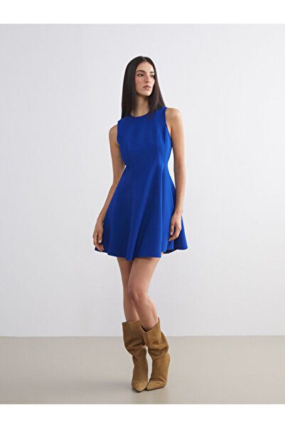 LC Waikiki Rmz Gi̇yi̇m Farkiyla Zero Roba Collar Peplum Mini Dress