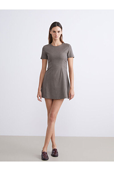 LC Waikiki Rmz Gi̇yi̇m Farkiyla Zero Roba Collar Checkered Embroidered Mini D...