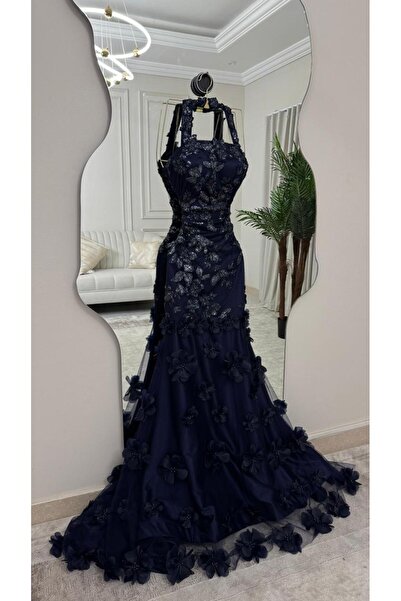 New Moon فستان كحلي مطرز مع تل مورد ناعم فاخر