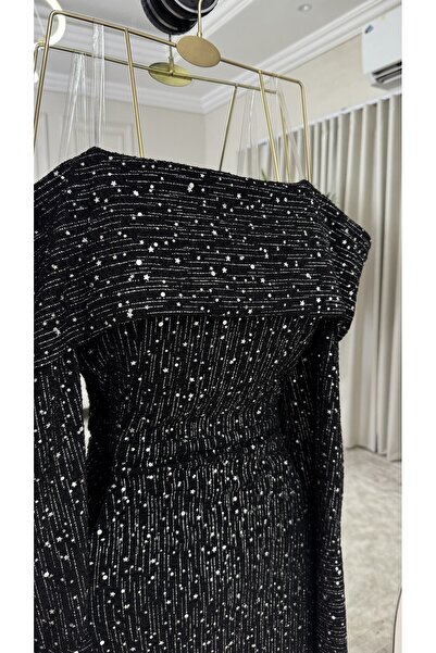 gram1 elegant black dress