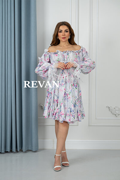 revan طقم بتصميم أنثوي راقٍ بلوزه و تنوره