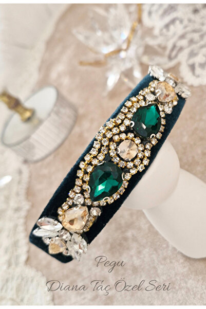 pegu baby collection CORONĂ DE CATIFELĂ CU DESIGN SPECIAL CU PIATRĂ DE CRYSTA...