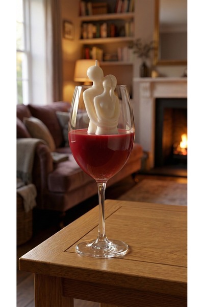 Raw Home Lüks Kadeh Mum – Kırmızı Şarap Kadehi İçinde El Yapımı Dekoratif Mum...