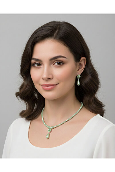 YONGA'S BOUTİQUE Pistachio Green Pearl Choker and Floral Earring Set