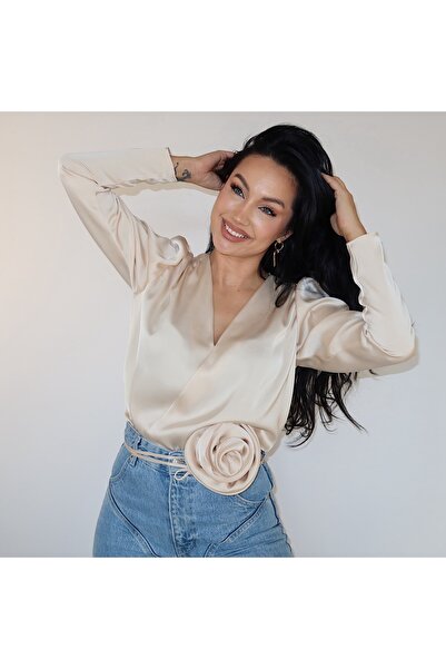 Scorpios Elegant Satin Women's Shirt with Flower