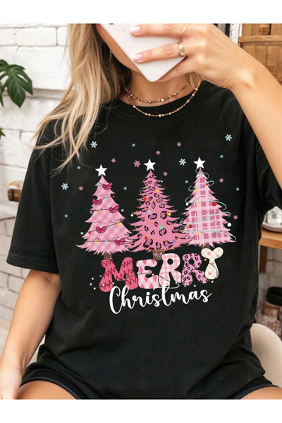 one button Unisex Yılbaşı Pembe Üç Noel Ağaç Detaylı Merry Christmas Baskılı Regular T-shirt %100 Pamuk