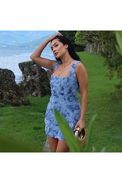 Scorpios Elegant short blue dress with roses