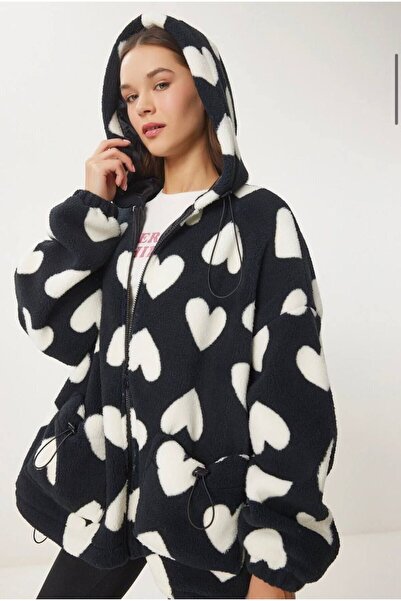 trivvy Women's Heart Patterned Hooded Plush Jacket