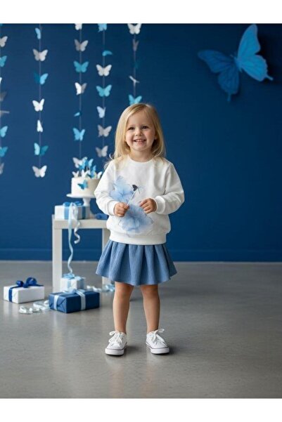 Zekids Girl's Cotton Blue Floral Sweatshirt