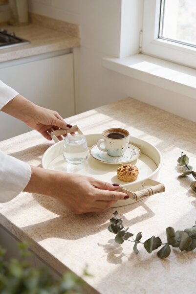 Vivenda Round Metal Tray with Wooden Handles, Serving and Presentation Tray 26 cm