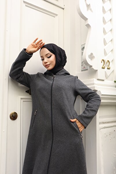 trendlina Women's Cashew Coat with Hooded Zippered Pockets