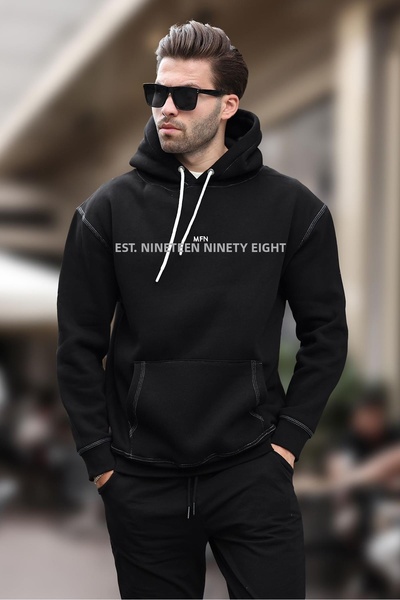 Madmext سويت شيرت أسود مطرز بغطاء للرأس للرجال 7066 - جيب