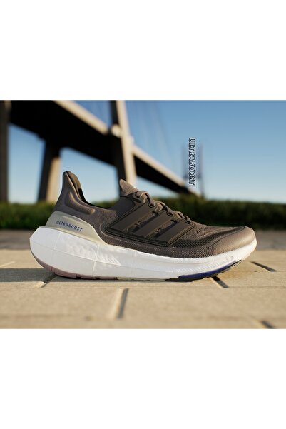 adidas Παπούτσια για τρέξιμο Ultraboost Light Unisex IE3331 Καφέ
