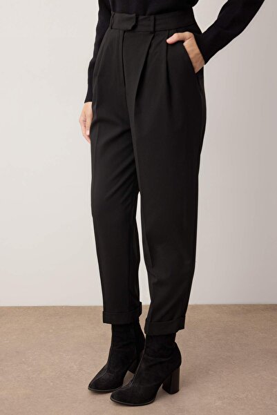 Trendyol Collection Black Pleated Pipe Leg Draped High Waist Fabric Pants Twoaw26Pl00155