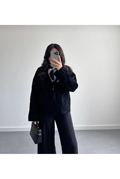 Store Elchee kadın geniş V yaka bağcıklı triko hırka