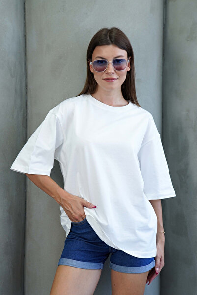 penyebizden Kadın Oversize Tişört-Beyaz