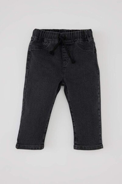 DeFacto Erkek Bebek Düz Paça Jean Basic Pantolon B6733A524SP