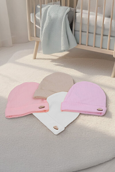 Huglette Bebek Tahta Armalı 4'lü Pamuklu Bere Şapka