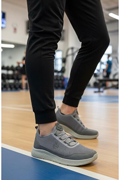 road friend حذاء رياضي رجالي يومي باللون الرمادي الدخاني بدون أربطة، مريح وخف...