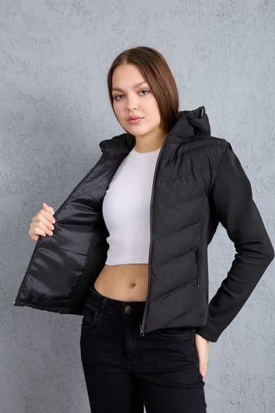The Robi Women's Black Hooded Puffer Jacket – Zippered