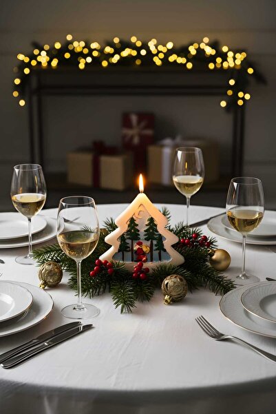 Dolce Yılbaşı Mum Çam Ağacı Şeklinde NoleBaba Desenli (9,7cm*10cm*2,5cm)