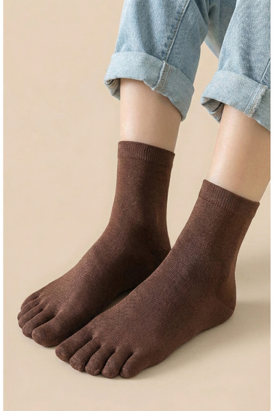 FENRA STUDIO KADIN BAMBU PARMAKLI KOKU VE MANTAR ÖNLEYİCİ KAHVERENGİ NEFES ALAN ÇORAP