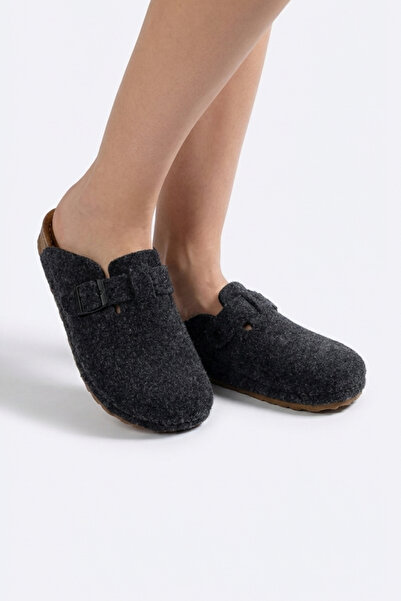 XJIM شباشب منزلية رمادية اللون للجنسين |   خفيف الوزن ومضاد للانزلاق للاستخدام اليومي في فصل الشتاء