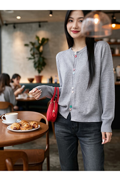 Ugdelia سترة تريكو بأزرار ملونة للنساء