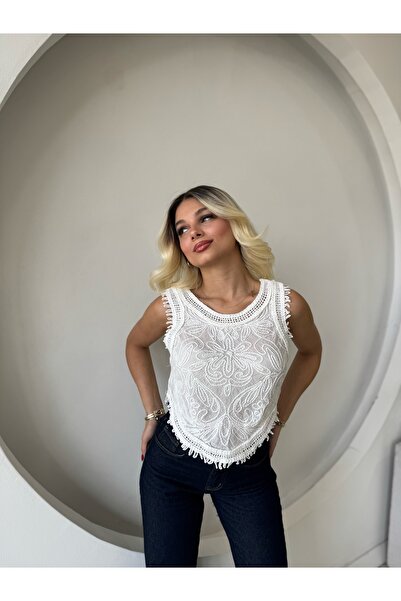 NAUQE Keten İşlemeli Bluz