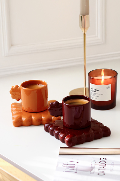 SİNEM YAMAN HOME طقم فناجين بسكويت بنكهة البسكويت المر والكراميل / طقم فناجين سيراميك مصنوع يدويًا